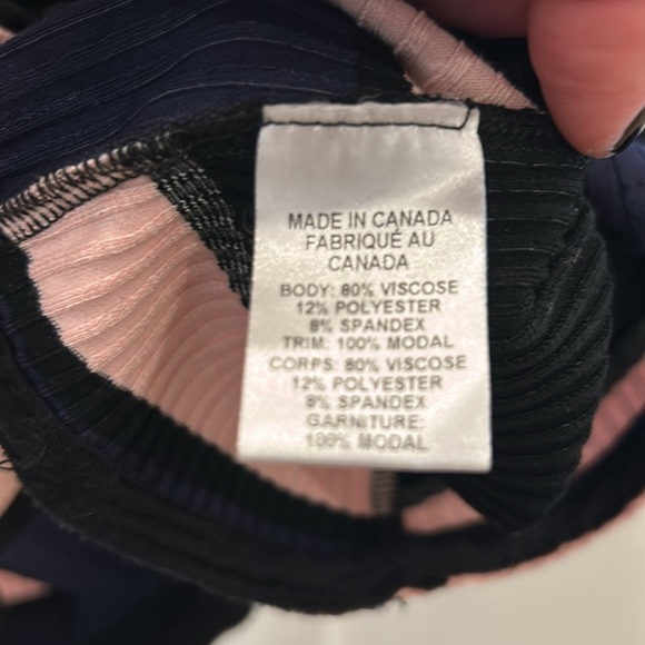 Public school sleeveless sweater - Picture 3 of 3